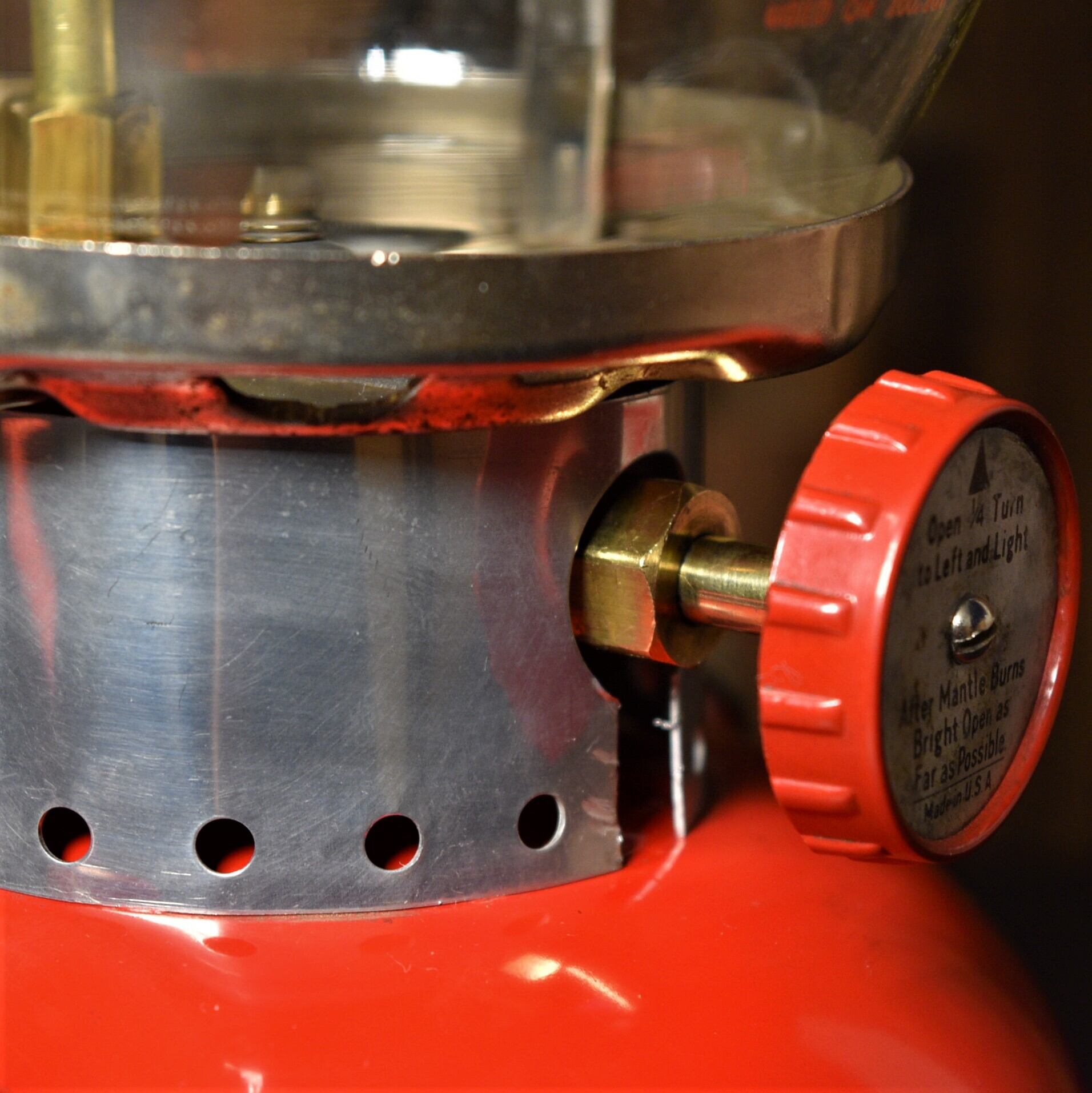 美品 1964年1月 コールマン 200A ランタン （レッドボーダー）s59 コールマン 200A 1964年1月製造 後期 レッドボーダー ランタン