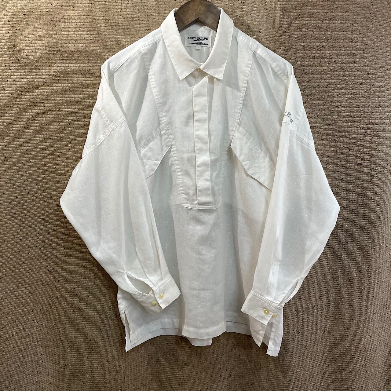 ISSEY MIYAKE X SKYLINE | Pay ID