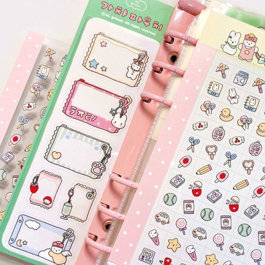 my grimmi 〔sticker ーかわいいおもちゃパウチー〕