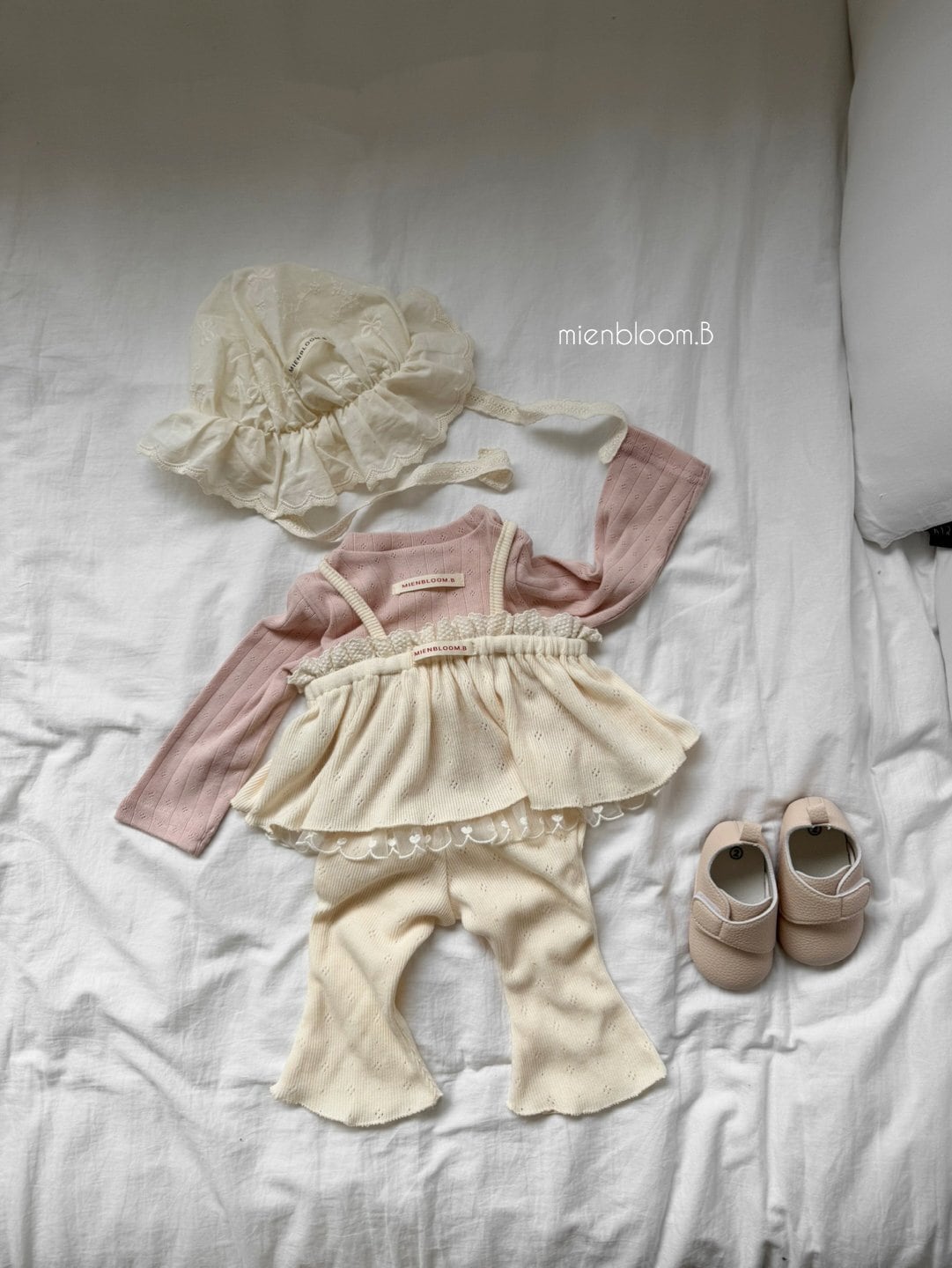 送料無料【予約】/ kidsニットブーツカットレギンス / mienbloom