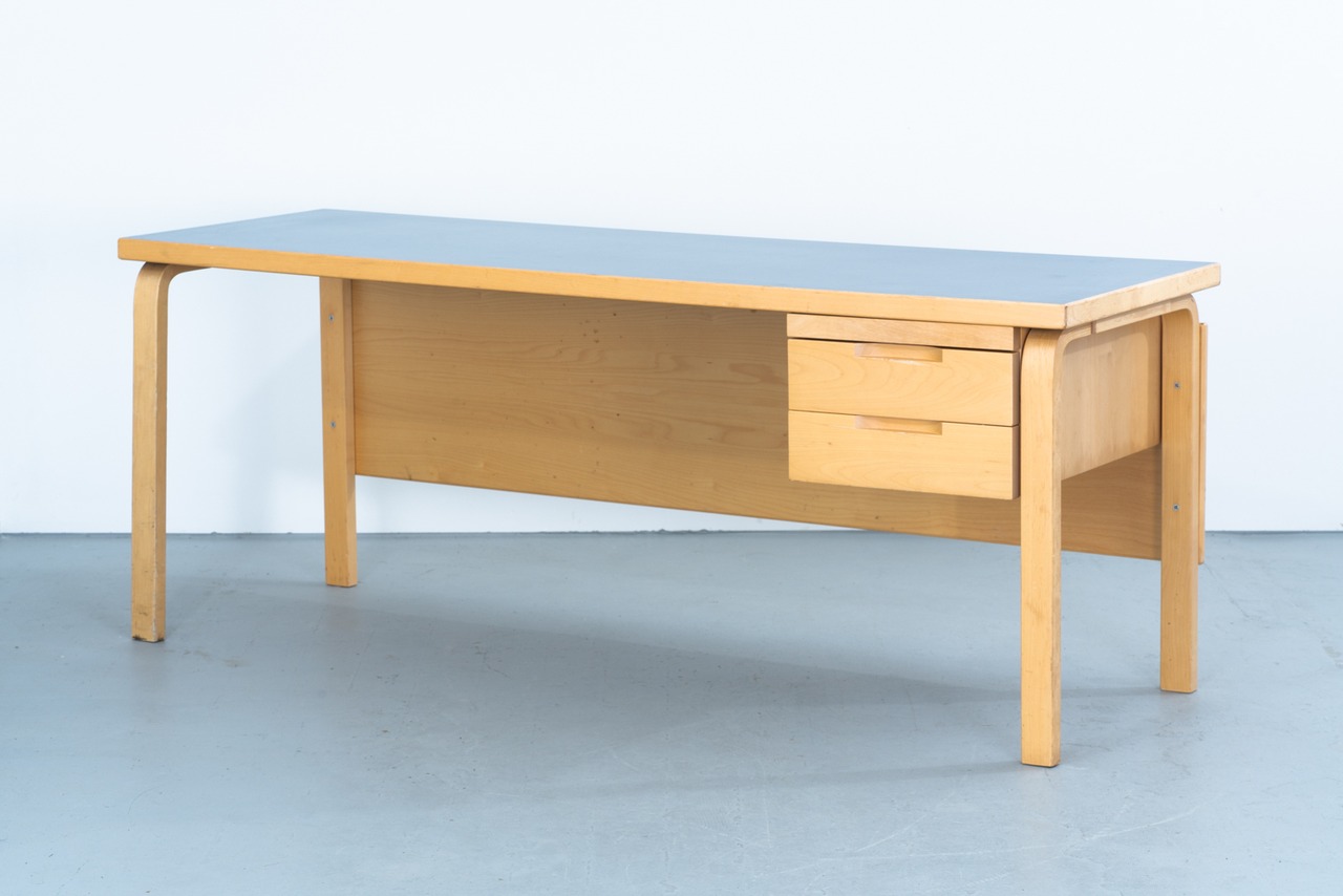 Alvar Aalto |  Desk