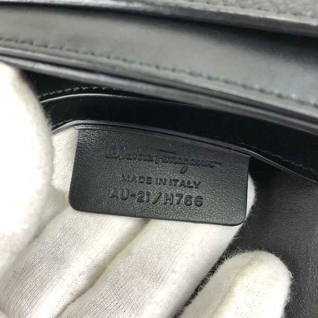 Salvatore Ferragamo サルヴァトーレ フェラガモ ショルダーバッグ ブラック ガンチーニ レザー vintage ヴィンテージ オールド 3fyg65
