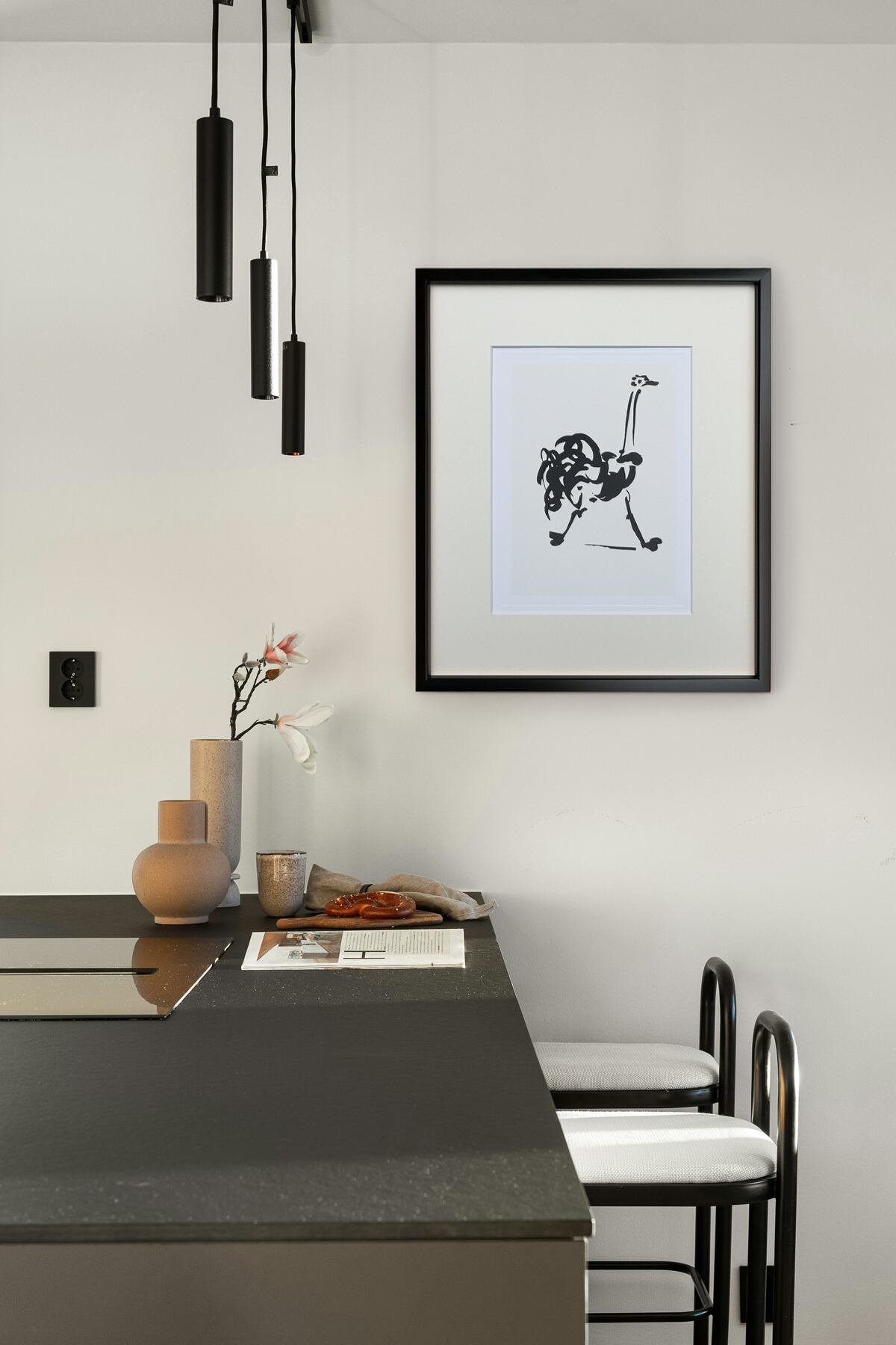 額縁付き] パブロ・ピカソ「L'Écureuil（リス）」ブラックフレーム