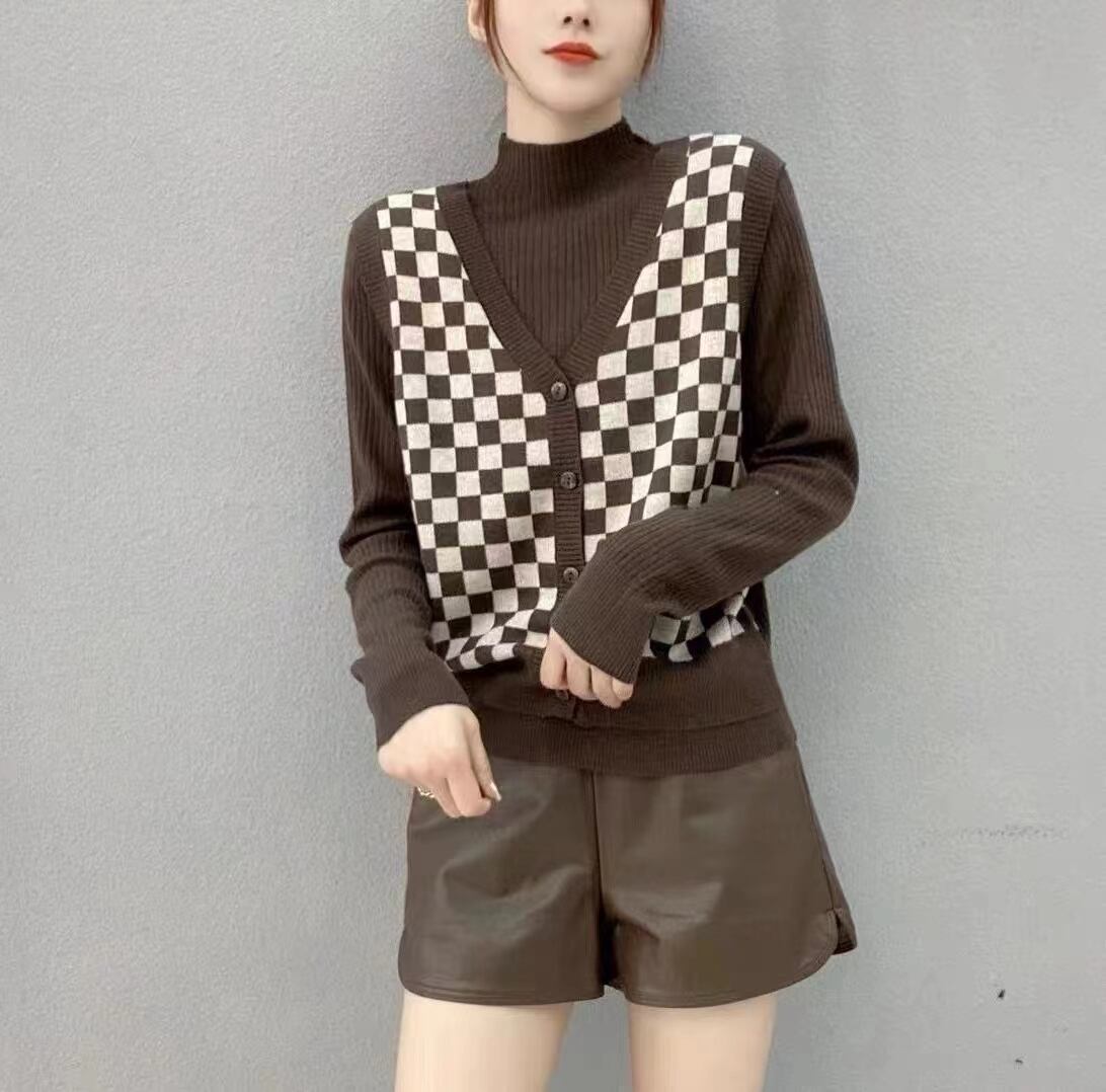 チェックベスト レイヤード風ニット　AJ111-5099/111-6158