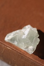 フローライト「冬の落とし物」Fluorite ◇ 天然石・鉱物・パワーストーン・原石 | st00405