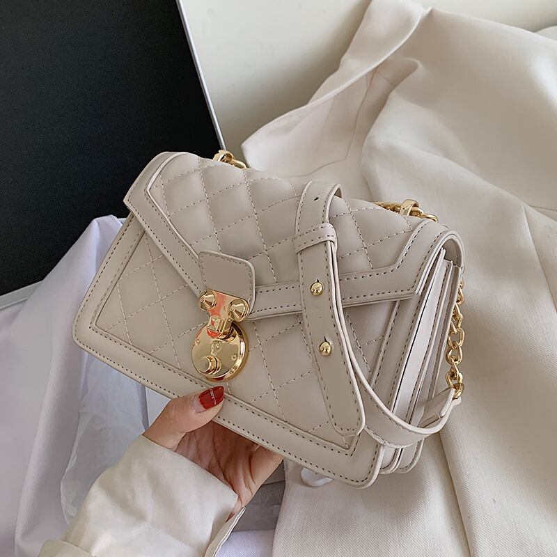 スモールバッグ女性バッグ2020夏の新しいトレンディなワイルドダイヤモンドチェーンクロスボディバッグネット赤いショルダースモールスクエアバッグ Tiancai_Wing_Bag2050727