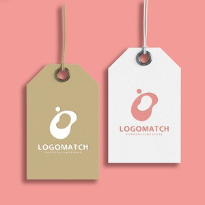 子を抱く母のロゴ