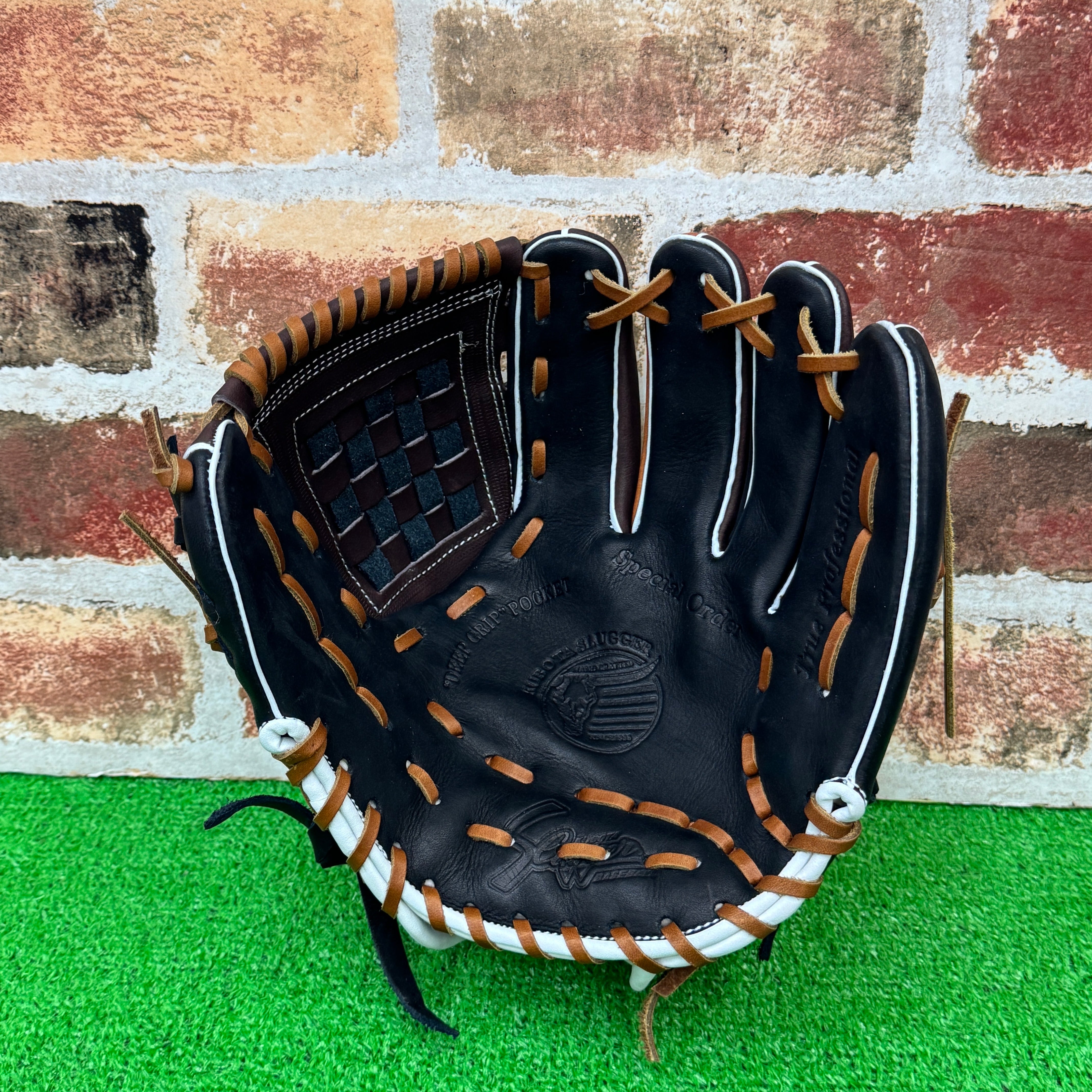 バンダイスポーツ　別注　オーダーグローブ バンスポ店舗別注】 久保田スラッガー軟式オーダーグローブ T0 予約