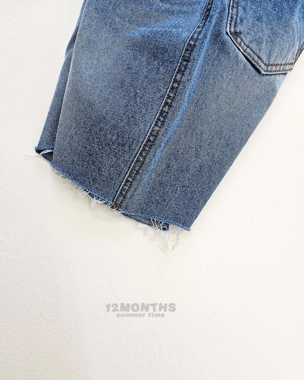 [12MONTHS] Cut-off Denim Pants (13/15) / [열두달] 컷팅데님팬츠 (13/15)