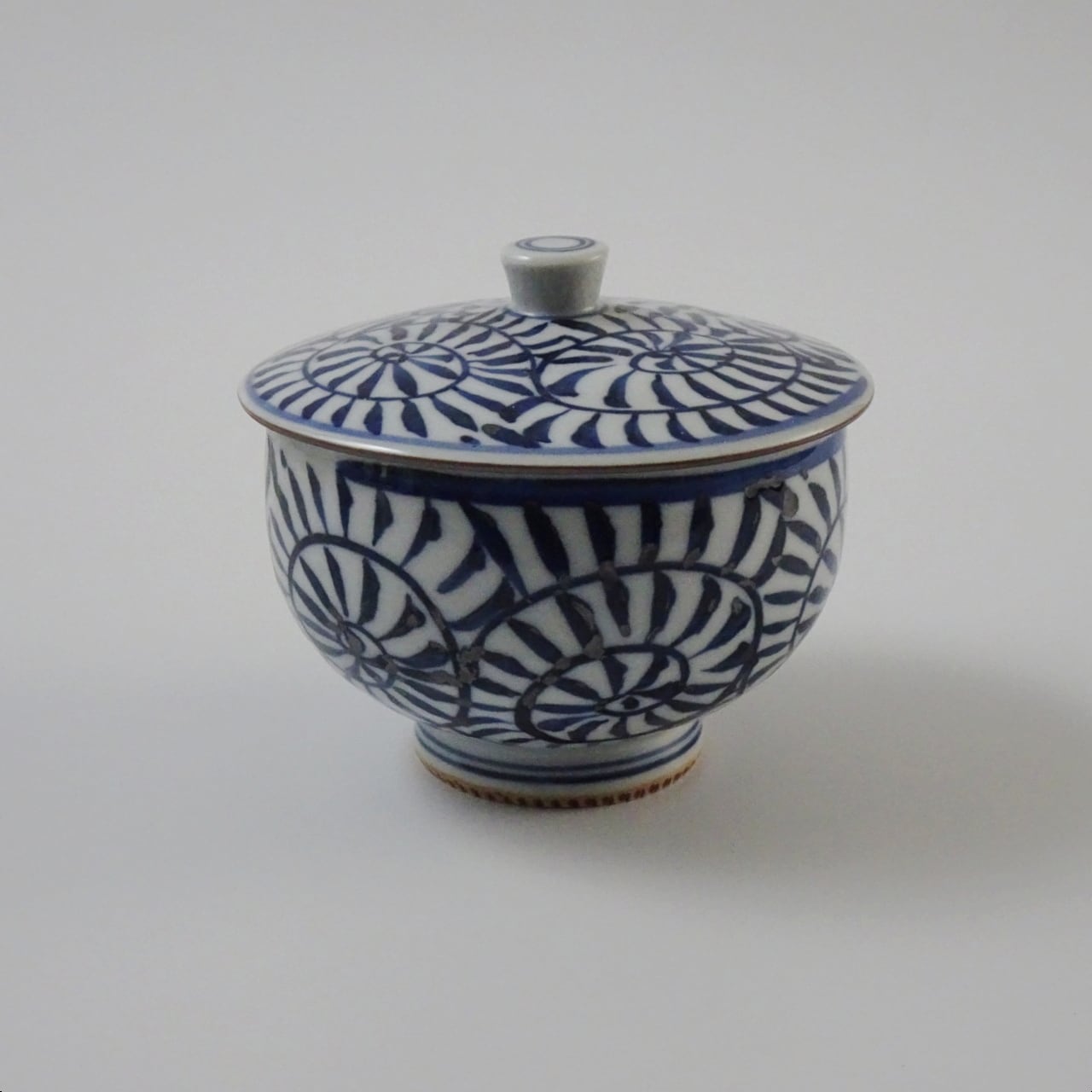 波佐見焼 タコ唐草 蓋付汲出(1ヶ入ダンボール)