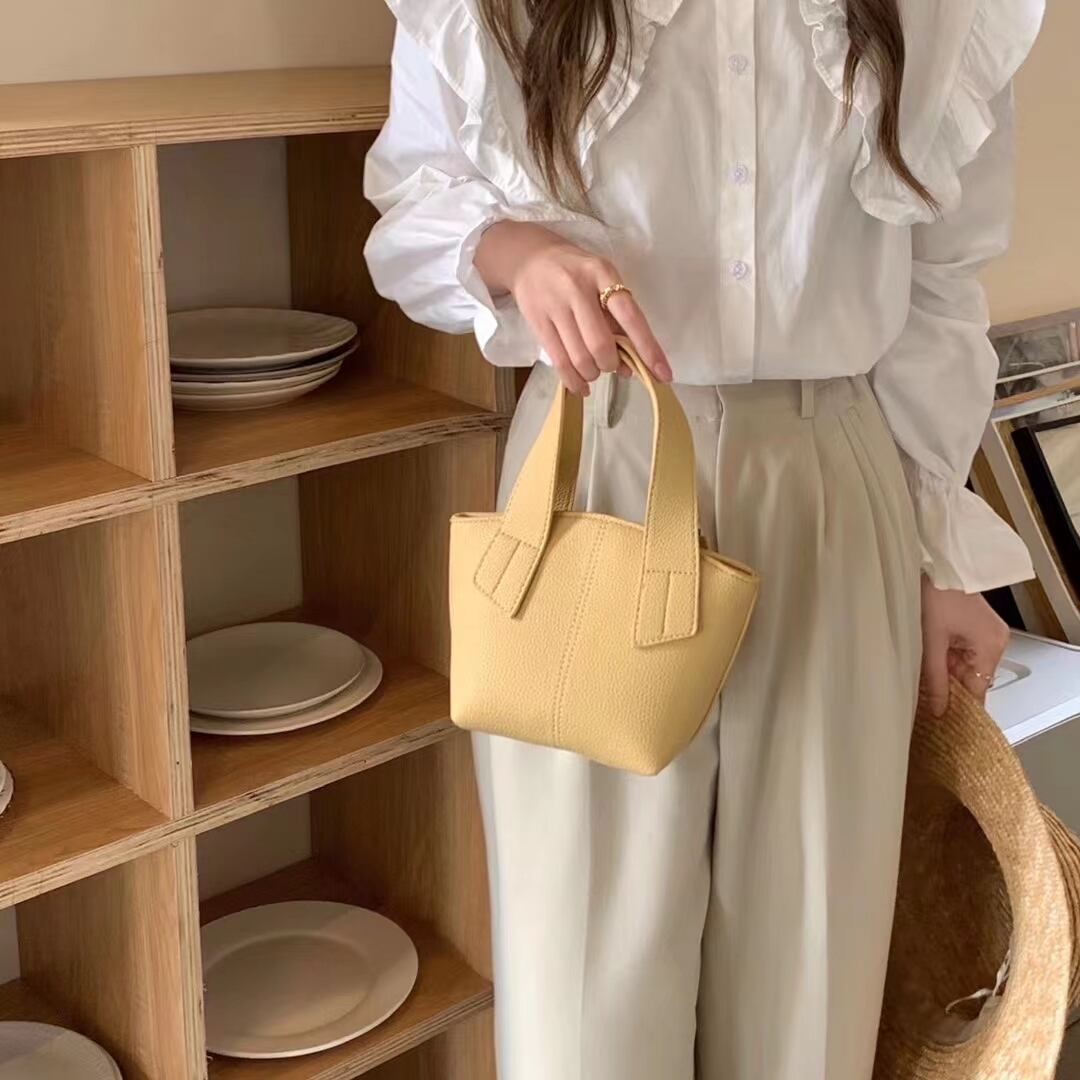 クリームカラー ミニバッグ　AS103-3051