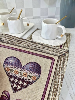 タペストリースクエアマット　ハート　 ウクライナ製　テーブルセンター　コースター