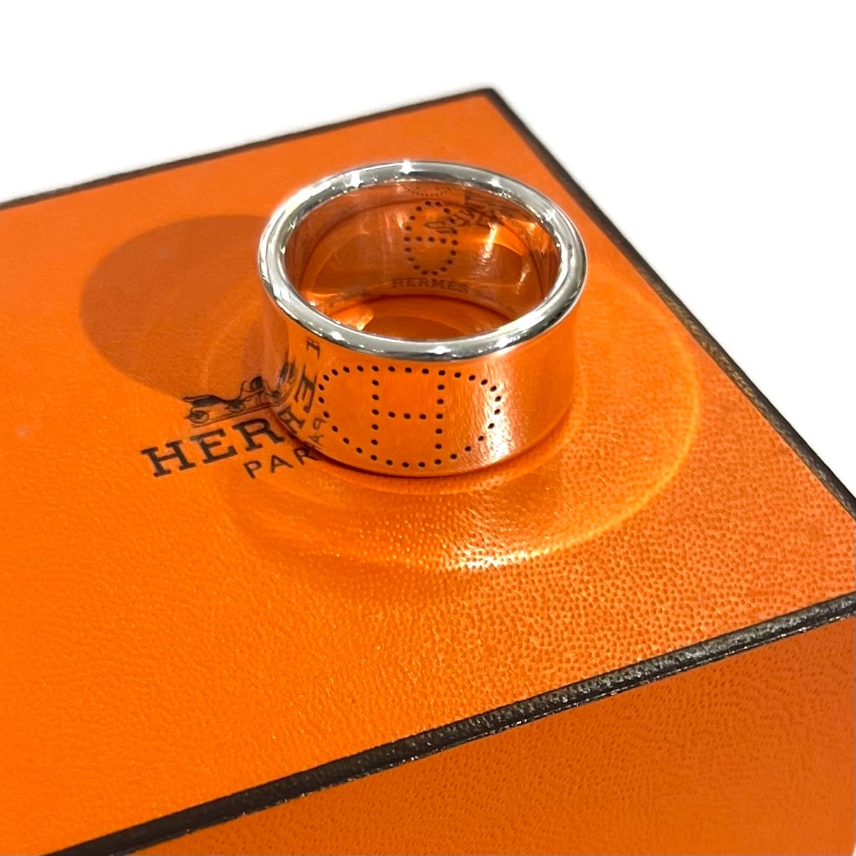 HERMÈS】【16号56】2547 クラシック ワイドリュバンHモチーフリング
