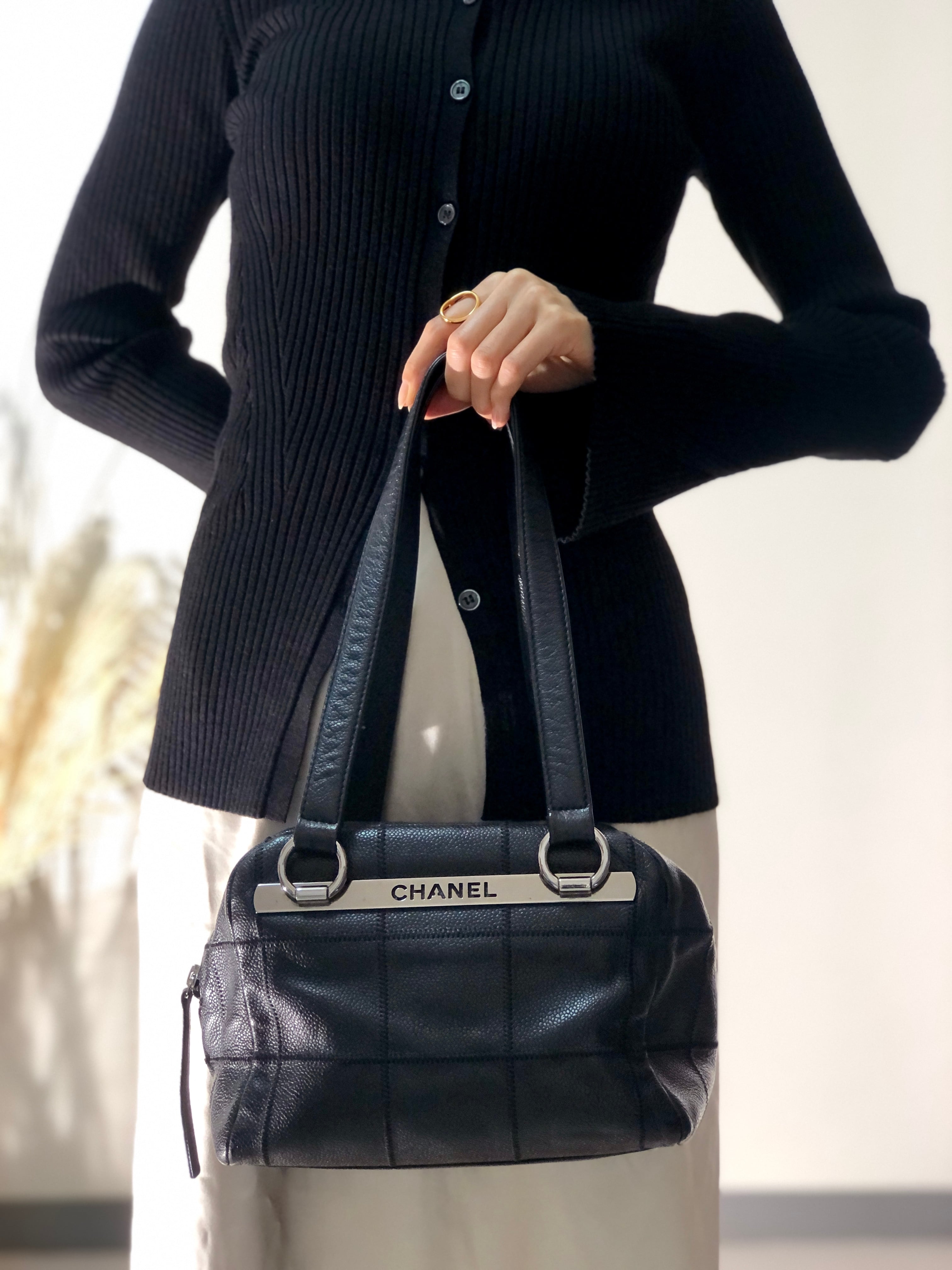 CHANEL シャネル チョコバー レザー ミニボストン ショルダーバッグ ブラック vintage ヴィンテージ オールド haptki |  VintageShop solo powered by BASE