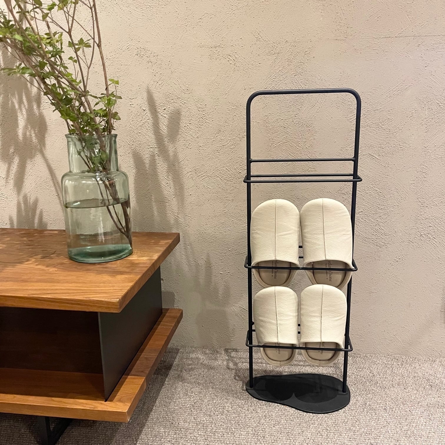 レビュー投稿で送料無料! 《 空間を彩る、プラスαのインテリアフェア開催!》ピア スリッパスタンド【FCO‐1194】 スリッパ立て スリッパ収納 玄関インテリア アイアンインテリア