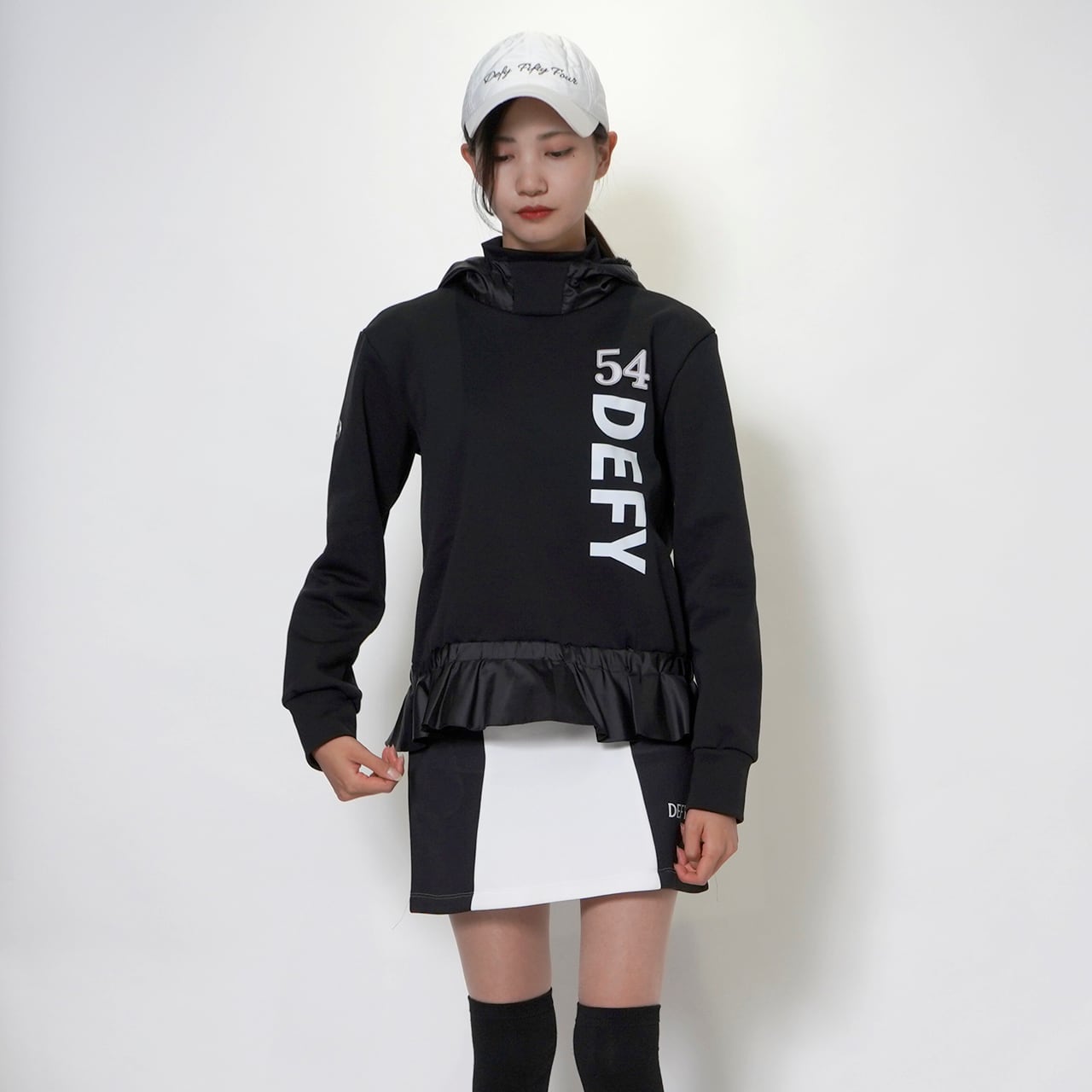 【新品未使用】DEFY54GOLF ゴルフウェア Defy54 (@defy54_golf) • Instagram photos and videos