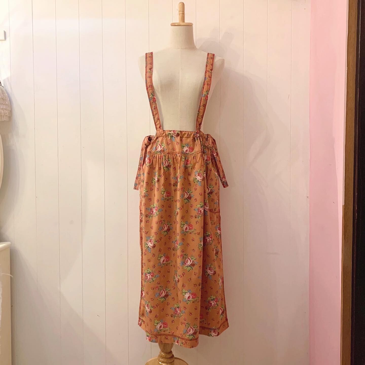 / orange rose cotton strap skirt