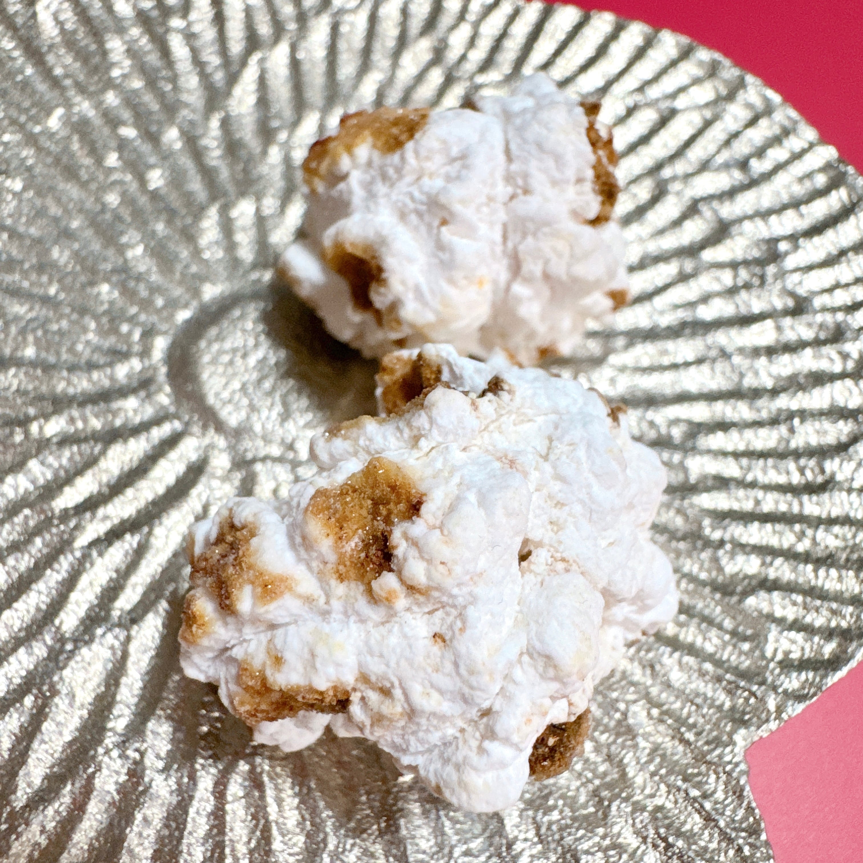 クリーダイト　クリード石　ポップコーンセレナイト ポップコーンセレナイト（クリーダイトonジプサム） 天然石