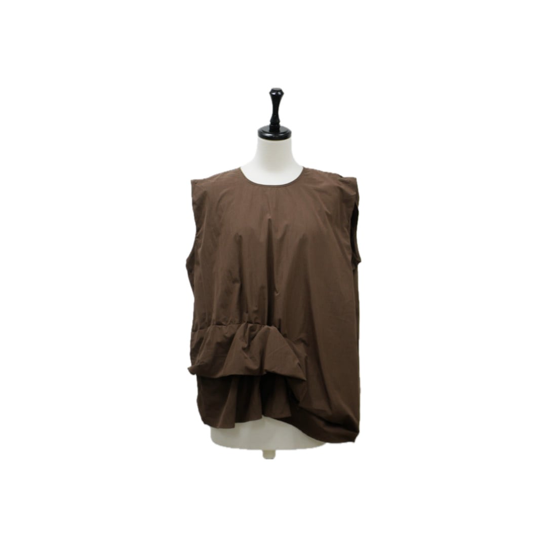 Sculpt frill design blouse