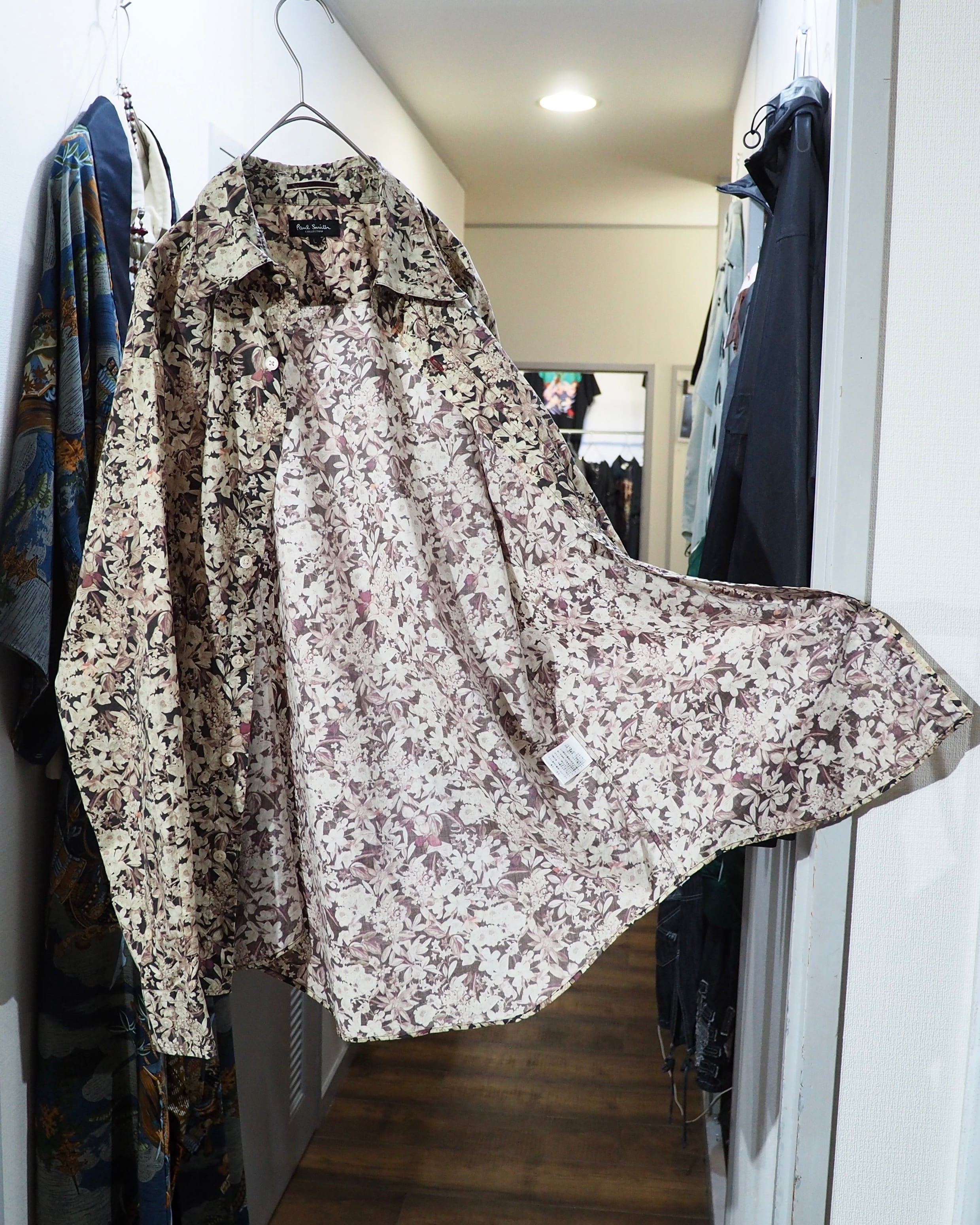” Paul Smith collection ” Beautiful Flower all Over printed Dress shirt
