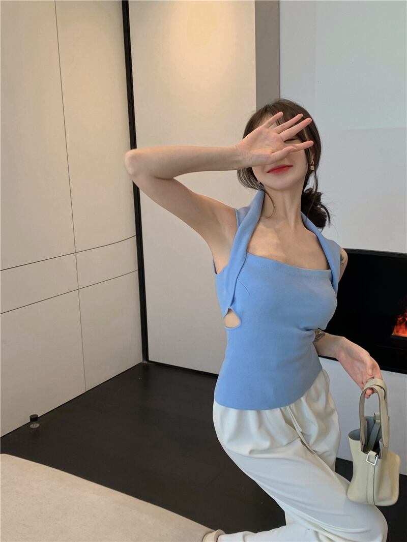 サマーショートブルーホルタートップス 大人ガーリー スウィート キュート カジュアル 夏物 ピュア ヨーロピアン ブラックストロベリース43196473615