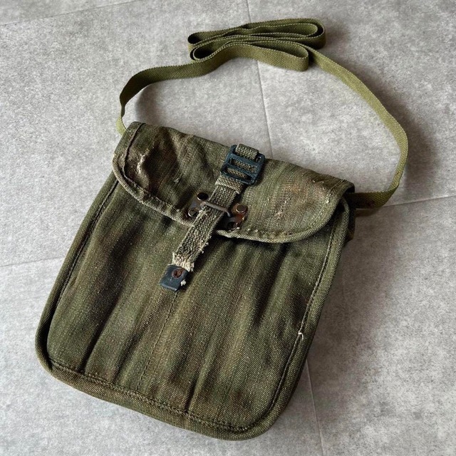 50s アメリカ軍　ミリタリ　バッグ　ショルダーバッグ　オリーブ　ビンテージ