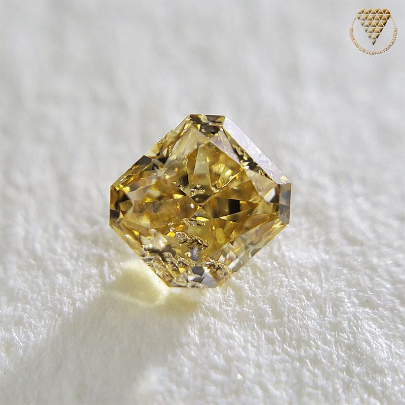 0.150 ct Fancy Orange Yellow SI2 CGL 天然 オレンジ イエロー ダイヤモンド ルース レクタングル |  DIAMOND EXCHANGE FEDERATION