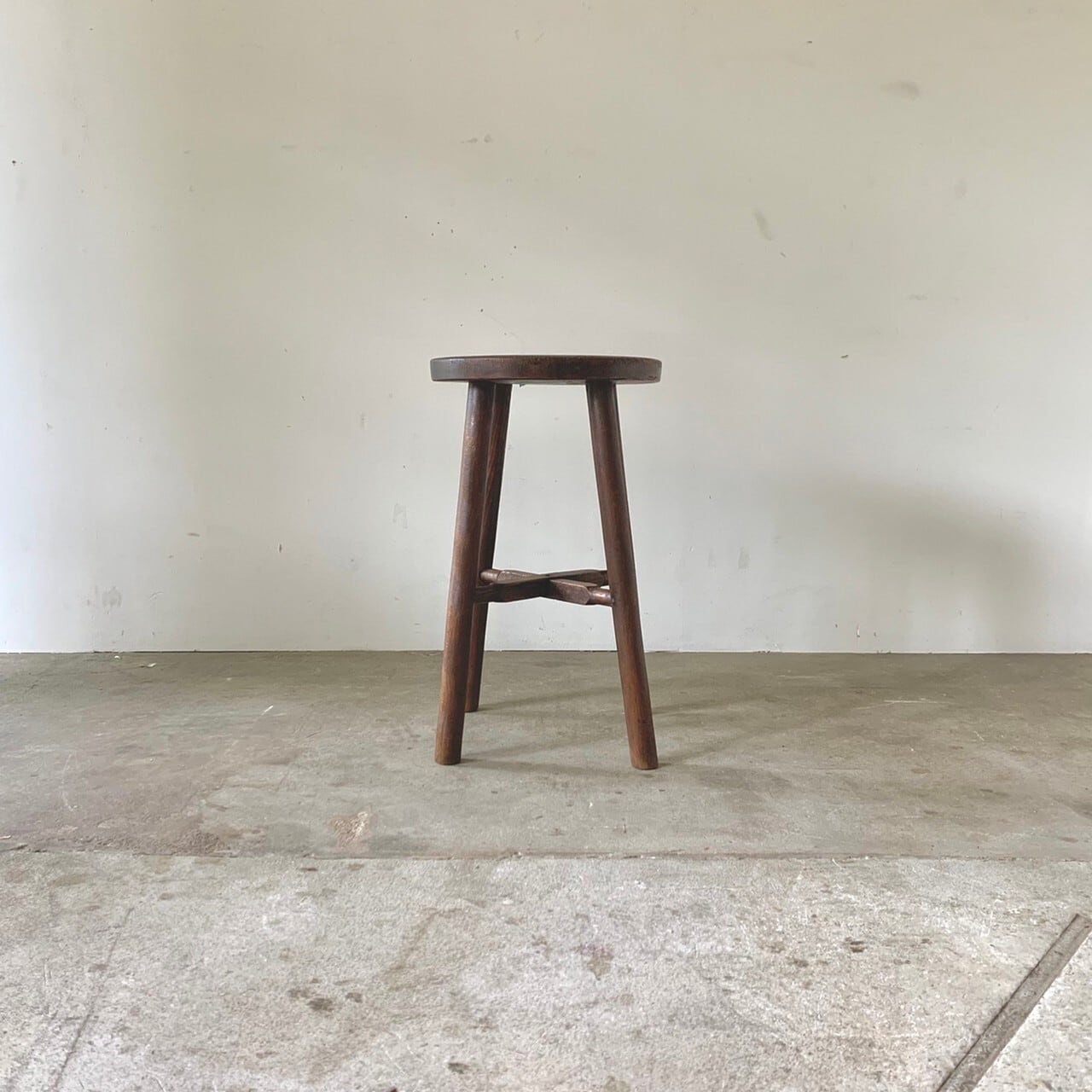 564　丸椅子　木のスツール　古家具