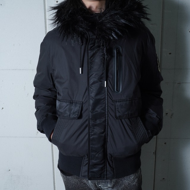DIESEL ファー付きダウンジャケット ファー付き ファー dieselジャケット DIESEL ダウンジャケット 黒
