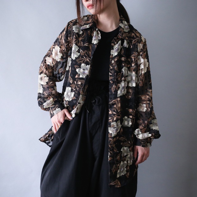 loose silhouette panel motif see-through flower design shirt