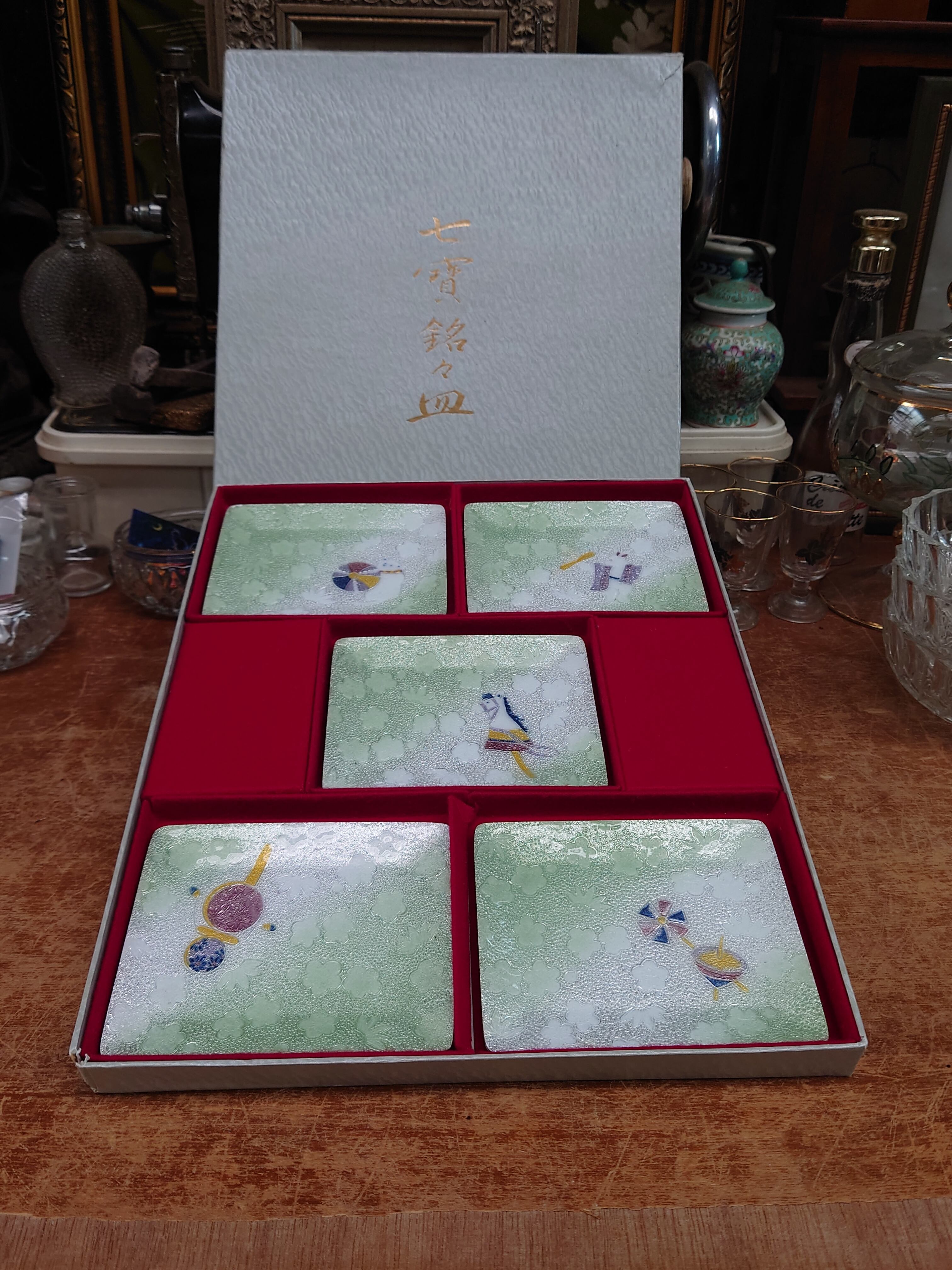 七宝焼 銘々皿 角唐草 - 株式会社日の出工芸社 七宝焼き 銘々皿 5枚