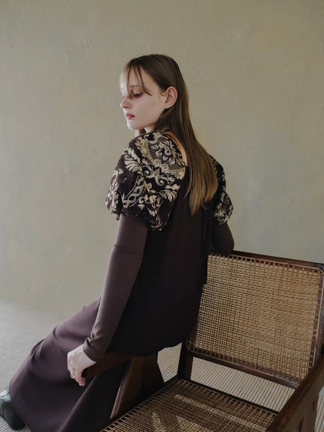 Jacquard Bud Sleeve Dress / BROWN