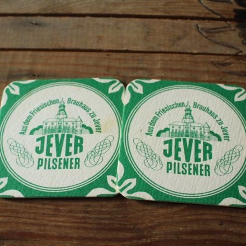 ヴィンテージ ビールの厚紙コースター30 JEVER PILSNER