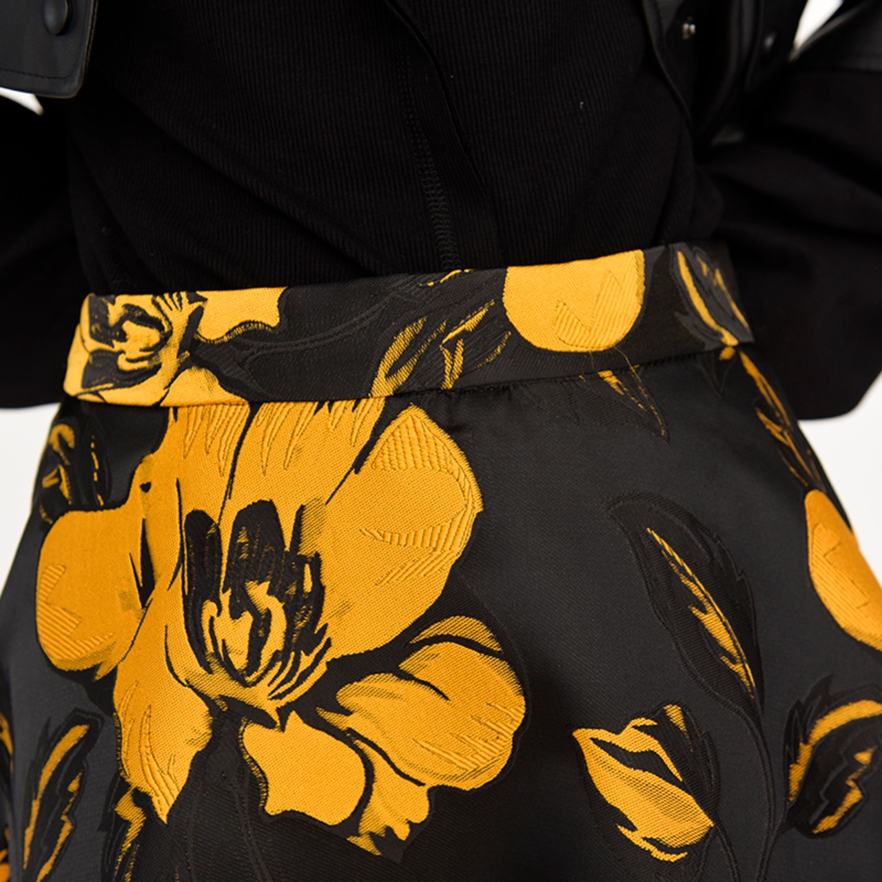 黄色 花柄 スカート ボトムス Flower 黒 ブラック フレア XL 