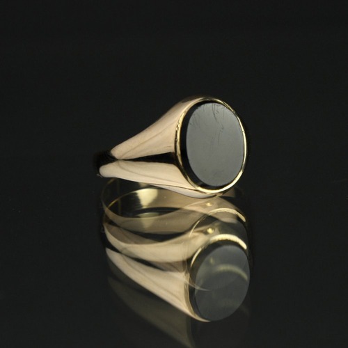 Vintage Signet Ring [Made in ENGLAND] [375 9ct Gold x Onyx Round Top]