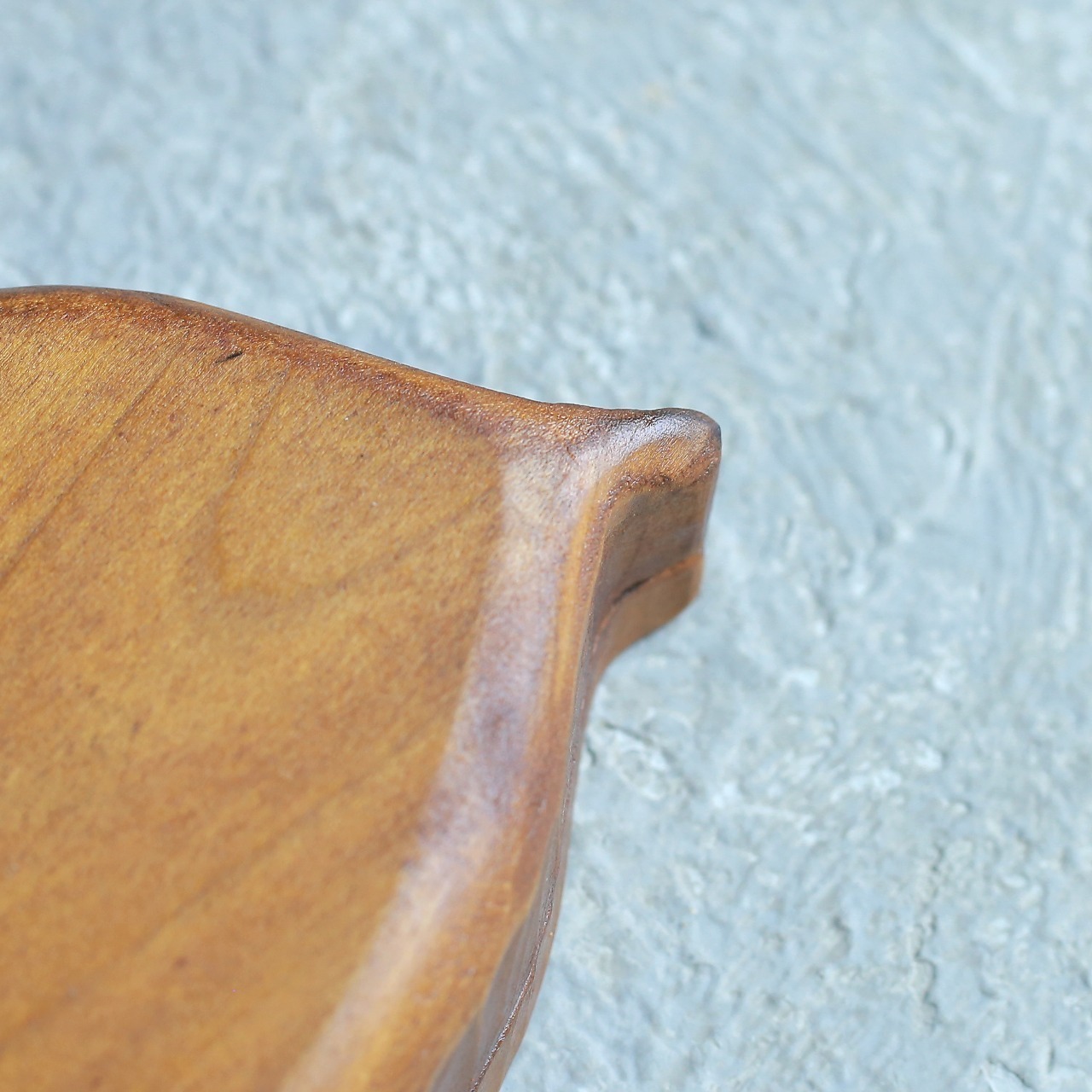 木の温もりを感じる、葉っぱの小物入れ｜木彫り 葉っぱモチーフ 小物入れ ヴィンテージ