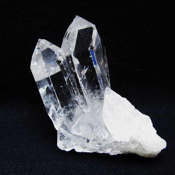 水晶 クラスター 原石 アーカンソー産 一点物 172-3576