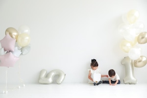 ＮＵＭＢＥＲ ＢＡＬＬＯＯＮ | sand beige