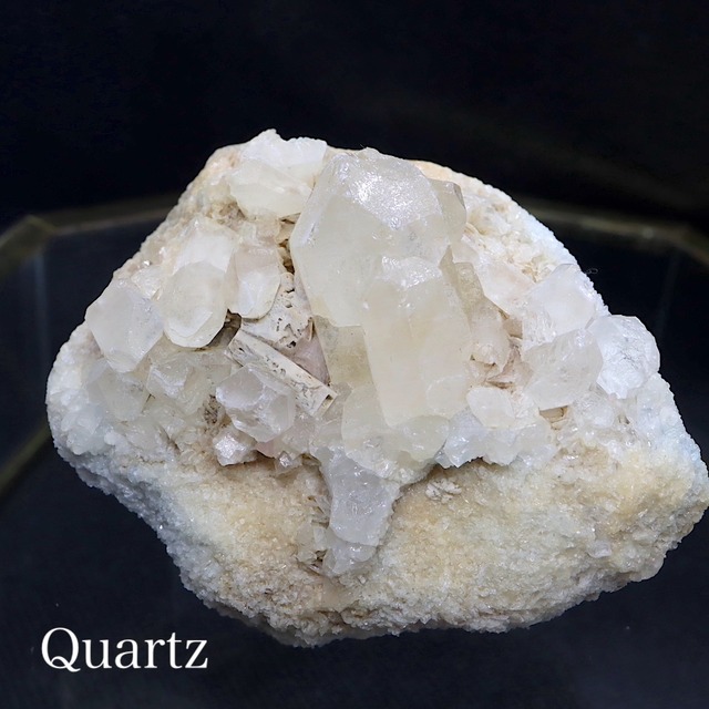 ※SALE※ クォーツ 水晶 母岩付き QZ127  122,8g 鉱物　天然石　原石　パワーストーン