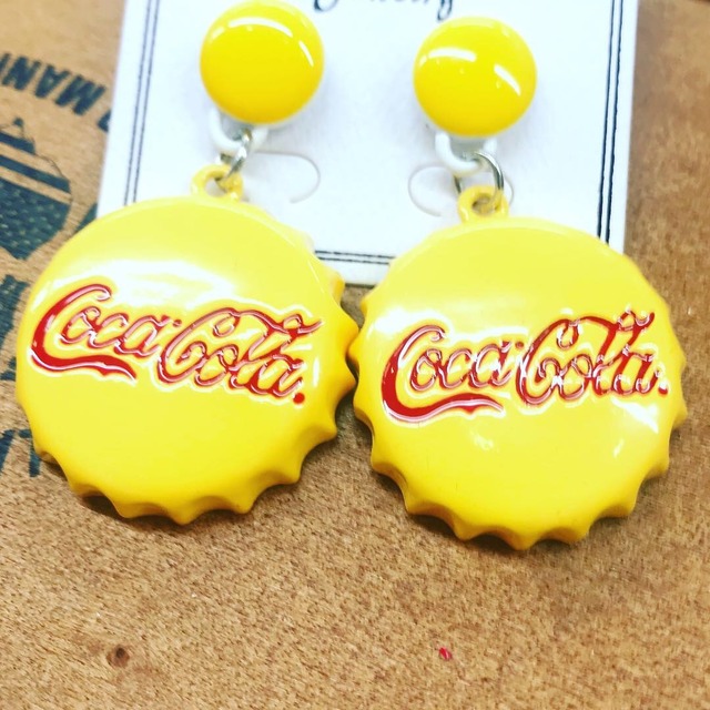 コカコーラ ブリキ缶 ピアス クラウンキャップ Cola cocaCola こーら