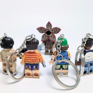 ★ブロックフィギュアキーホルダー★【 Stranger Things / ストレンジャーシングス 】 マイク・ウィーラー 〚アメリカン雑貨 アメトイ〛