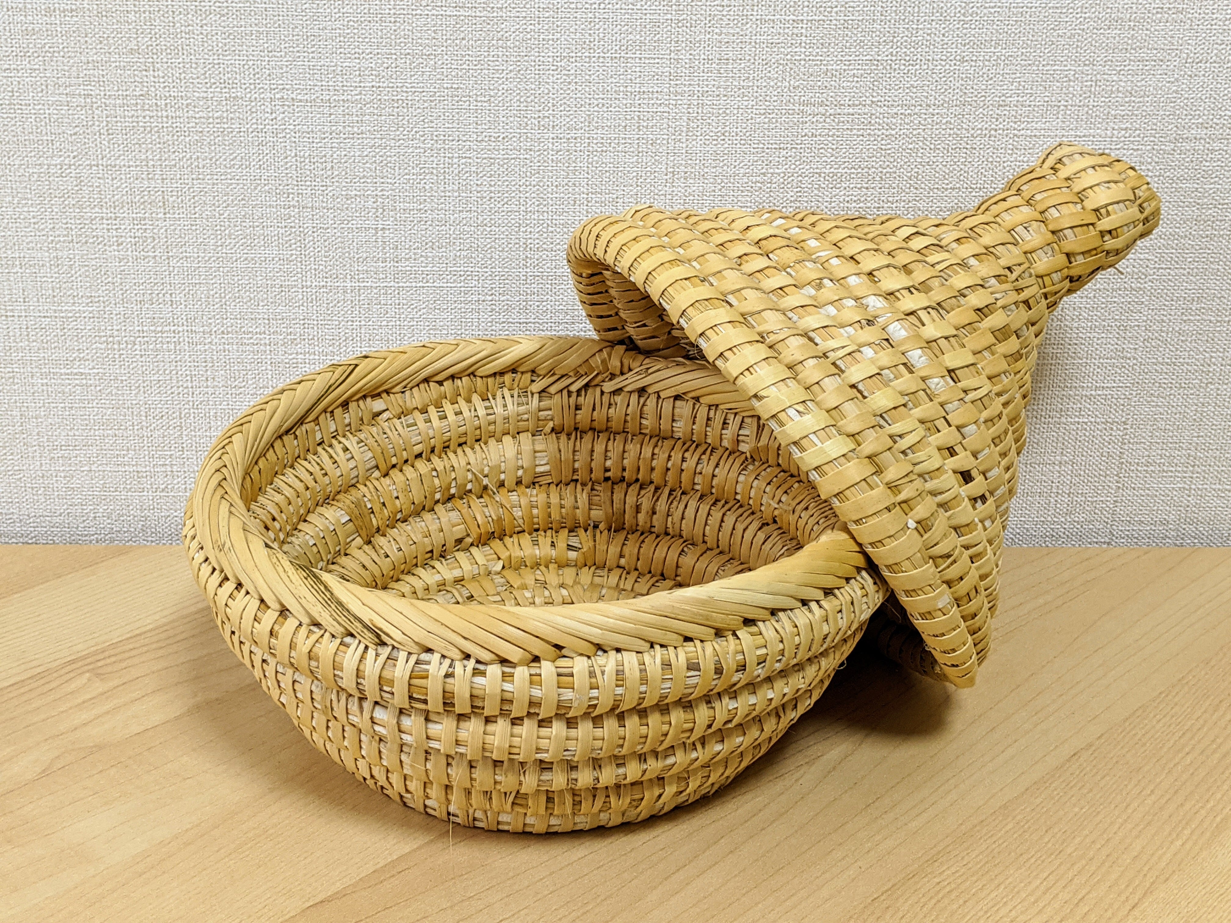 モロッコ  タジン　バスケット モロッコのパンバスケットとタジン鍋敷きセット