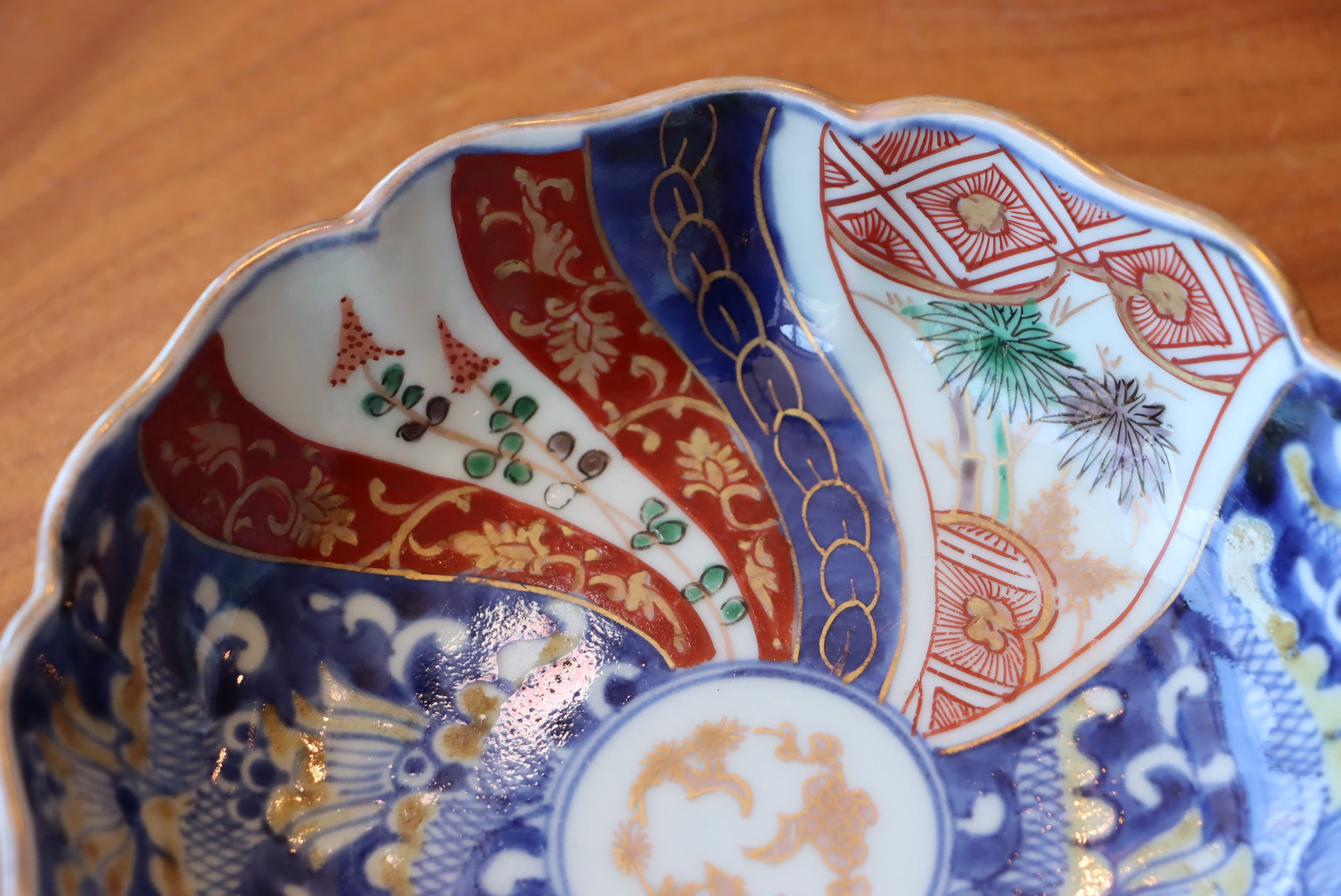 伊万里焼 色絵 捻り草花文 膾皿 | (有)新原美術