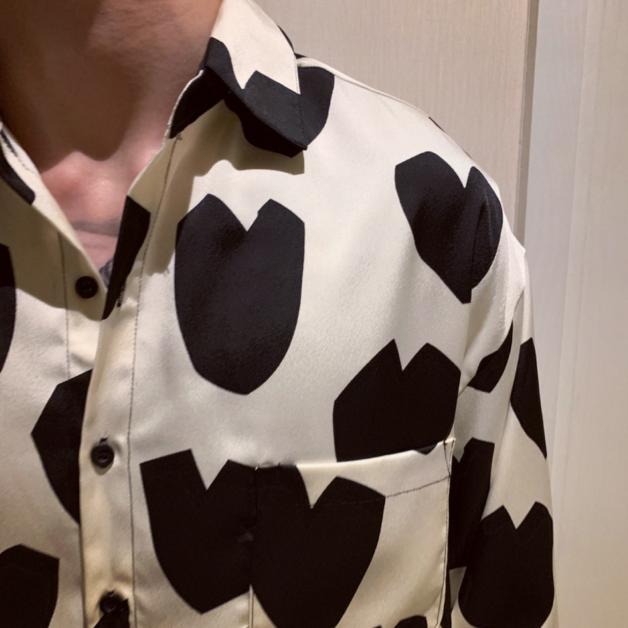 韓国版の新しい愛のプリント長袖シャツ　SH045