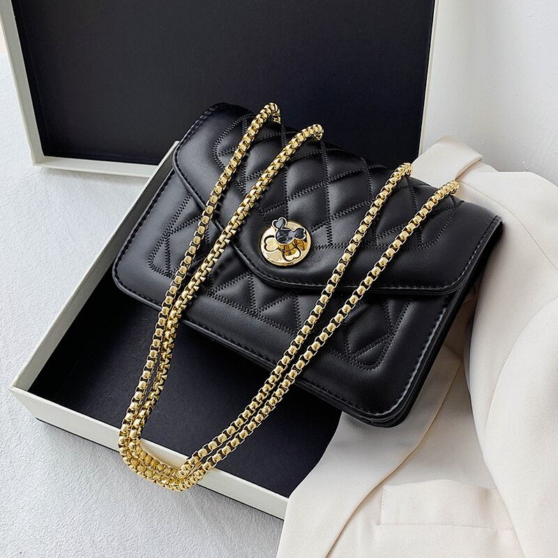 リンジ刺繍糸スモールバッグメス2020人気の新しい流行のファッションオールマッチチェーンショルダーメッセンジャーネットレッドスモールスクエアバッグ 手作りハンドバック25185183996