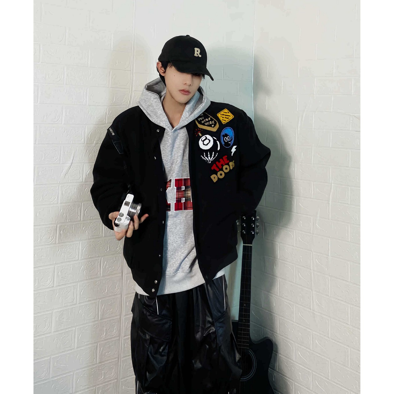 【暖かさUP】ブラック8刺繍 中綿スタジャン T1398