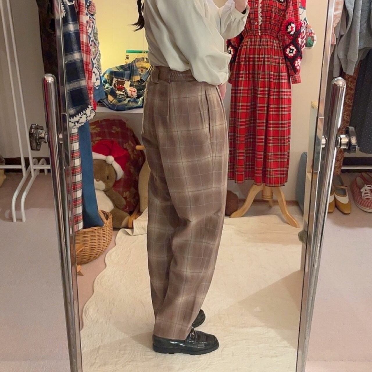 pale brown check tuck pants