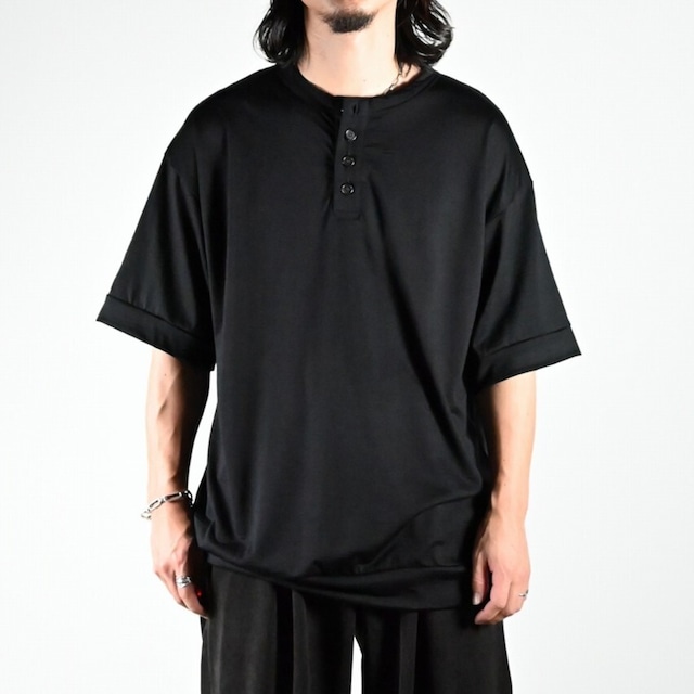 INTERIM / EXTRA FINE MERINO WOOL JERSEY HENRY OVER S/S TEE