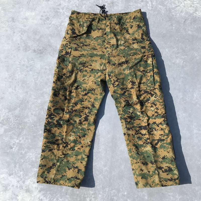 USMC 米軍実物 ミリタリーカーゴパンツ デジタルカモ柄 茶系  M/R