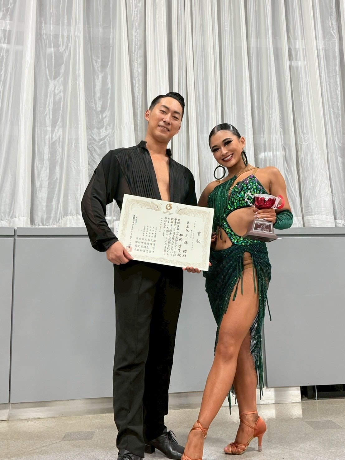 STUNNINGDANCEWEAR | 社交ダンスウェアSTUNNINGDANCEWEAR
